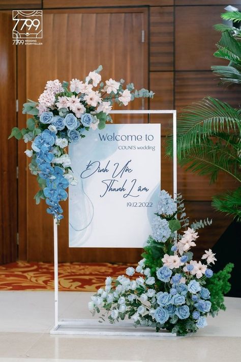 Blue Backdrop Decorations, Welcome Entrance Ideas, Bouquet Stand, Naming Ceremony Decoration, Welcome Signage, Blue Wedding Decorations, Wedding Welcome Board, Wedding Stage Decor, Welcome Sign Wedding