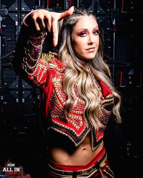 Britt Baker, Video Call With Boyfriend Screen Photo, Professional Wrestler, Sports Stars, Actresses