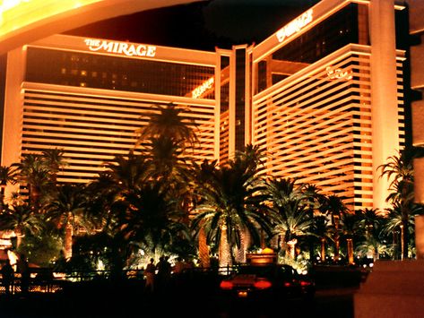 Mirage Hotel, Las Vegas | This hotel was already in full swi… | Flickr Mirage Hotel Las Vegas, Mirage Hotel, Visit Las Vegas, Vegas Baby, Vintage Photo, Las Vegas, Hotel