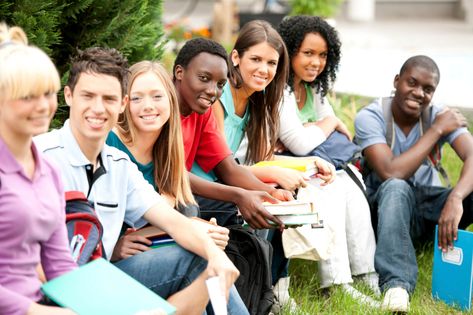 Popular Destinations For International Students MBA 2018 https://universitymagazine.ca/popular-destinations-for-international-students-mba-2018/ Teacher And Student Relationship, College Visit, Student Voice, Best Essay Writing Service, Healthy School, Kate Middleton Photos, Rafa Nadal, School Community, Good Essay