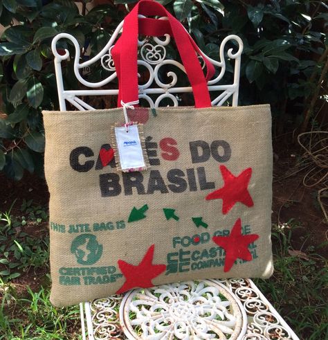 Shoppers Bag, Potato Sacks, Coffee Bean Sacks, Burlap Coffee Bags, Recycle Old Clothes, Coffee Sacks, Burlap Tote Bags, Burlap Tote, Vintage Guide