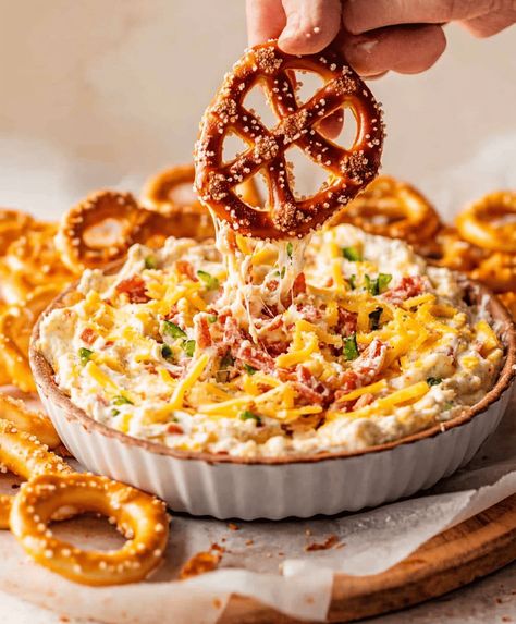 Pretzel Dip Recipe Pretzel Bread Dip Sauce Recipes, Bourbon Brown Sugar Cheese Pretzel Dip, Pretzels And Dip, Pretzel Dips Easy, New Years Pretzel Recipe, Pretzel Crisps Dip, Dip For Soft Pretzels, Soft Pretzel Dip, Pretzels Dip