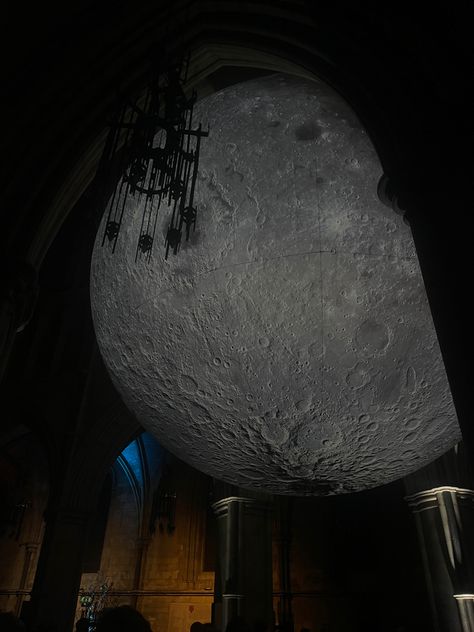 #moon #museum #london #darkaesthetics #night #astrology #sky #moonlight Starry Night Aesthetic, Moon Museum, Night At The Museum, Aesthetic Photos, Night Aesthetic, Aesthetic Photo, Night In, Starry Night, Astrology