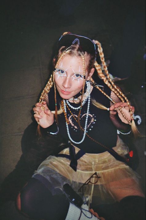 Rave Style 90s, 90s Rave Fashion Uk, Happy Hardcore Aesthetic, Warehouse Rave Outfit, Gabber Aesthetic, Underground Rave Outfit, Gabber Outfit, 90s Rave Outfit, Rave Outfits 90s