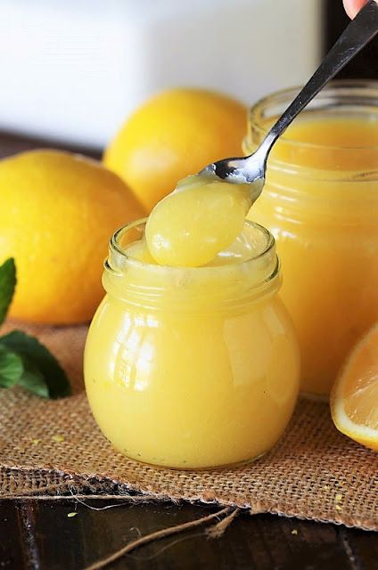 Jar of Homemade Lemon Curd Image Lemon Curd Tartlets, Curd Tarts, Curd Recipes, Edible Bowl, Easy Lemon Curd, Homemade Lemon Curd, Sweet Sauces, Baked Desserts, Cheesecake Toppings