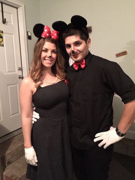 Mickey and Minnie couples costume, easy and cute! Costumes on a budget are fun! Couple Costumes Disney, Couples Costume Easy, Costumes On A Budget, Funny Couple Costumes, Couple Costumes, Couples Costume, Funny Couple, Cute Costumes, Mickey And Minnie