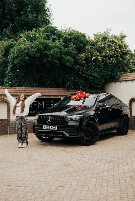 My AMG GLE53 🥹 all blacked out Ceo Lifestyle, Female Ceo, My First Car, Paid In Full, New Mercedes, Social Media Services, My Car, First Car, Cup Holders