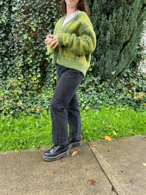 Unif Ty Cardigan Outfit, Unif Ty Cardigan, Unif Cardigan, Ty Cardigan, Green On Green, Rock Star Outfit, Cardigan Green, Green Cardigan, Cardigan Outfits