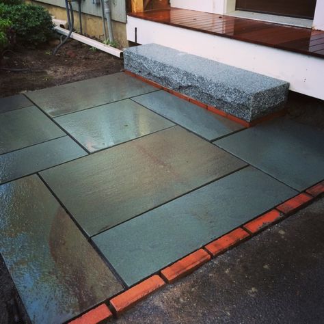 Bluestone Landing and Granite Step - Concord, MA - Concord Stoneworks Bluestone Walkway, Bluestone Pavers, Bluestone Patio, Front Steps, Nice Design, Walkway, Front Porch, Tile Floor, Entrance