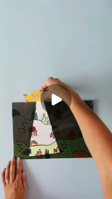 Best Kids Activities on Instagram: "Awesome deep sea diving activity. 🐟🐠🐡🦈 Have your child search and identify the many creatures. 😊🙌🙌 ( Cc @monpetitsoukdidees )⠀ ⠀ ⠀ SHARE 👉👉👉 ✨SHARE 👉👉👉✨⠀ ⠀ ⠀ ⬇️⬇️⬇️⬇️⠀ ⠀⠀ ✨ 👉 EXPLORE our collection of educational games and toys that stimulate fun and learning! SHOP NOW link in our bio 🔗🙋‍♀️⠀ ⠀ ⠀ ⠀ ⠀ ⁣➡️ Like ❤️, Share 👥, and Save this post for later! 👉⁣⠀ ⠀ ⁣⁣🌺If you have a child's heart, you will also have their mind. 🌺⠀ ⁣⠀ ⁣📷 Follow @monpetitsoukdidees for more fun ideas like this one! 🤩⠀ ⠀ ⠀ ⠀ ⠀ ⠀ #playideas #learningthroughplay #playbasedlearning #earlylearning #invitationtoplay #playathome #montessori #toddleractivities" Sea Creatures Kindergarten Activities, Ocean Cleanup Activity, Animal Sea Activities, Way Down Deep In The Deep Blue Sea Activities, Under The Sea Storytime, Sea Activities, Sea Diving, Keep Kids Busy, Deep Sea Diving