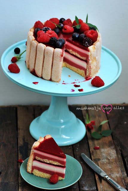 Charlotte Dessert, Save Room, English Tea, Charlotte Russe, Cheesecake, Cheese, Baking, Ethnic Recipes, Cake