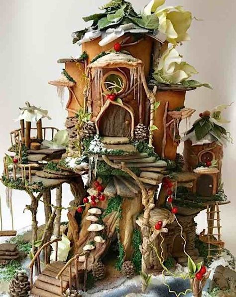 Sunday Sweets: Holly Jolly Gingerbread Houses — Cake Wrecks Gingerbread Competition, Candy Trees, Make A Gingerbread House, Gingerbread House Designs, Fairy Tree Houses, Gingerbread House Cookies, Cake Wrecks, Fairy House Diy, Gingerbread House Decorations