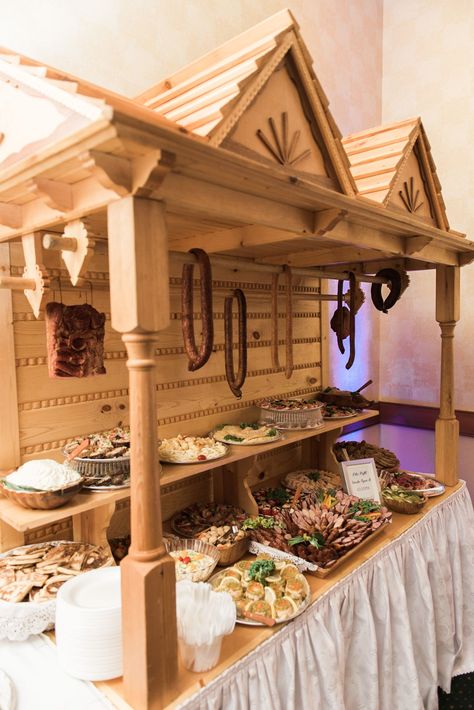 One of my favorite things from my wedding was our late-night food: a Polish meat cart! It not only celebrated my husband’s culture, but our guests who made it through the end of the night were full and happy. 🙂 📸: Keren Sarai Photography Polish Wedding Food, Polish Wedding, Late Night Food, Night Food, Late Night Snacks, Night Snacks, Wedding Food, Make It Through, My Favorite Things