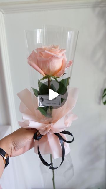 Wrapping A Single Rose, Single Rose Gift, Single Rose Bouquet, Rose Wrapping, Wrapping Tutorial, Single Rose, Single Flower, Malang, Rose Bouquet