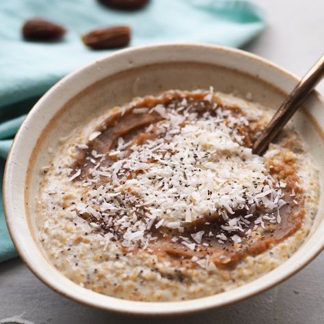 Coconut Ginger Date Oatmeal Date Oatmeal, Best Oatmeal Recipe, Ramadan Recipe, Broccoli Nutrition, Coconut Oatmeal, Coconut Ginger, Oatmeal Recipe, Ginger Recipes, Ramadan Recipes