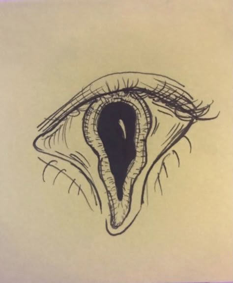 Creative Eye Drawings Weird, Butterfly Eye Drawing, Trippy Eye Drawing, Trippy Eyes Drawing, Cool Eye Drawings, Arte Aesthetic, Ear Tattoo Ideas, Butterfly Art Painting, Art Animation