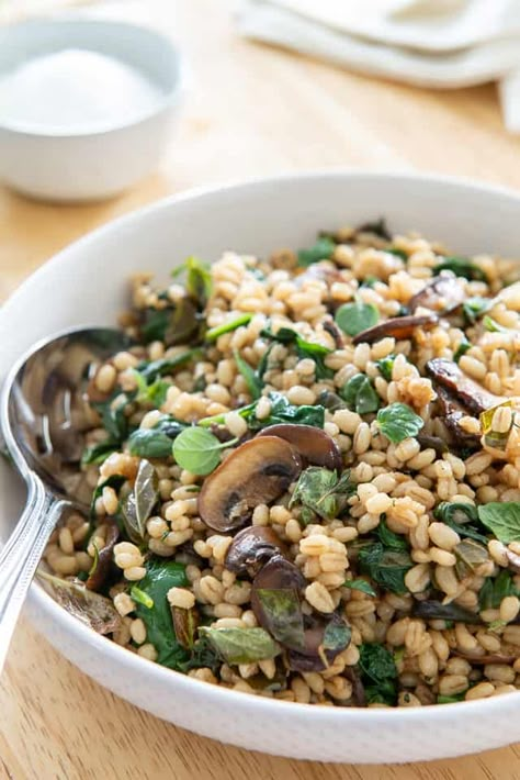 Barley Recipe Healthy, Barley Mushroom, Mushroom Barley, Thanksgiving Side Dishes Healthy, Baby Bella Mushrooms, Barley Recipe, Barley Salad, Thanksgiving Side, Thanksgiving Side Dishes