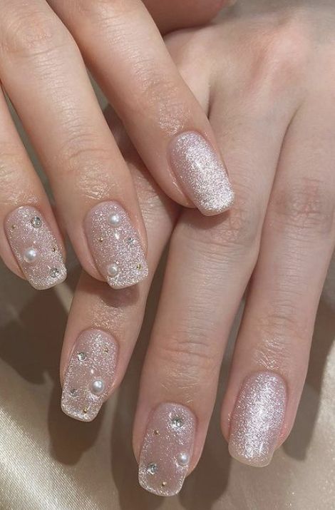 Hello Nails, Minimal Nails, Pearl Nails, Cute Gel Nails, Soft Nails, Cat Eye Nails, Short Nail Designs, Minimalist Nails, Prom Night