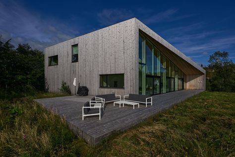 Gallery of Villa Grimseiddalen / Saunders Architecture - 12 Design Process Steps, Wooden Facade, House Photography, Timber Frame Homes, Timber Cladding, Concrete House, Building Permits, Glass Facades, Architecture Photo