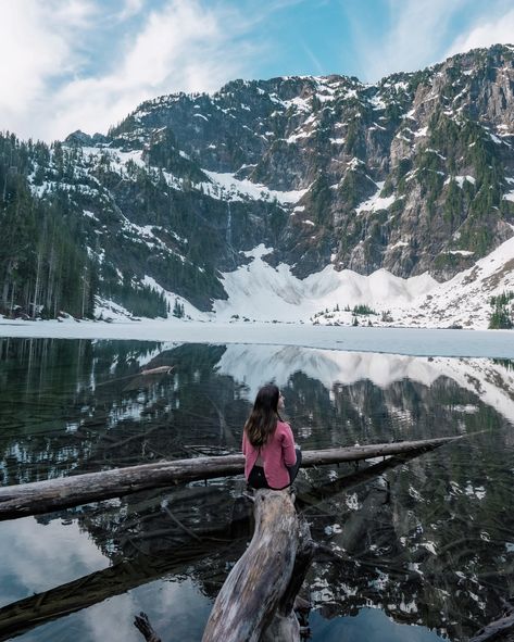 Spring hiking season is here! The snow is finally melting, the waterfalls are raging, and many trails are blooming with gorgeous wildflowers. Nonetheless, springtime hiking can be a little tricky. #Lake22 #PNW #Hiking #Washington Pnw Hiking, Washington Hikes, Spring Hiking, River Rafting, Best Hikes, Weekend Trips, Outdoor Fun, Washington State, Rafting