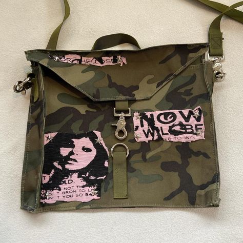 ☆ camo crossbody ☆ 

super cool camo cross body bag... - Depop Camo Asethic, Camo Aesthetic, Camo Coquette, Camo Patch Jacket, Camo Handbags, Camo Bags, Camo Bag, Army Camo, Star Buttons