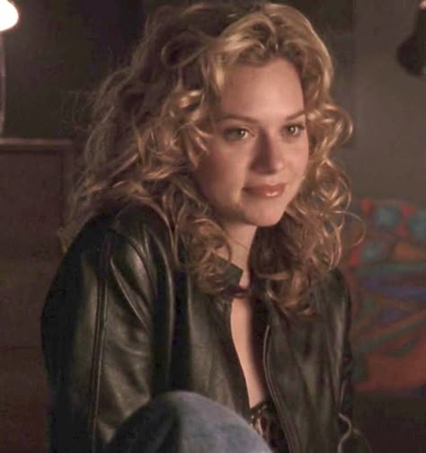 Blonde Hair Characters, Hilarie Burton, Peyton Sawyer, Hair Icon, Tree Hill, One Tree Hill, Pure Beauty, One Tree, Dream Hair