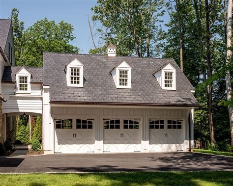 carriage house plans with garage at DuckDuckGo Detached Garage Designs, Farmhouse Colonial, Plan Garage, Carriage House Garage, Farmhouse Garage, Carriage House Plans, Garage Style, Garage Door Design, Garage Remodel