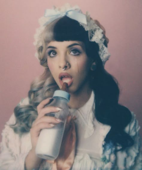 Melanie Martinez Cry Baby, Melanie Martinez, Adele, Martini, Music Artists, Singers, Queen, Celebrities, Pinterest Likes