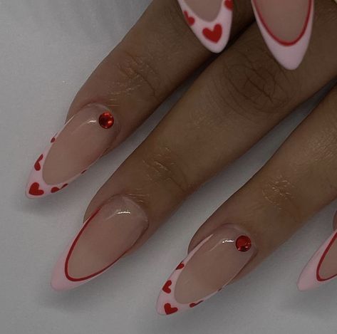 Valentines Nail Art Designs, Almond Nail Art, Vday Nails, Nails Love, Simple Fall Nails, Hippie Nails, Lavender Nails, Moreno Valley, Nail Designs Valentines