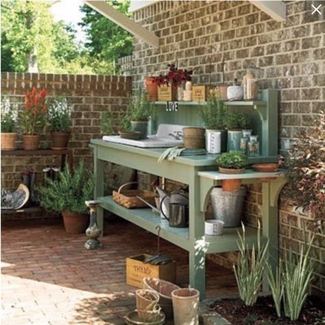 potting bench with sink Potting Bench With Sink, Potting Bench Ideas, Diy Potting Bench, Potting Bench Plans, Outdoor Potting Bench, Garden Screen, Garden Sink, Raised Bed Garden Design, Diy Bench Outdoor