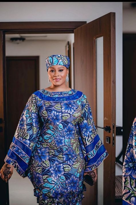 Hello lovely Divas,welcome to another ankara fashion blog post, today we would be showing you Beautiful and matured ankara gown styles to rock. To see more styles, Please visit our page. Arewa Ankara Gown Styles, Atampa Styles, Ankara Boubou, Model Wax, African Maxi Dress Ankara, Boubou Styles, Boubou Styles For Women, Kaftan Styles, Ankara Styles For Women