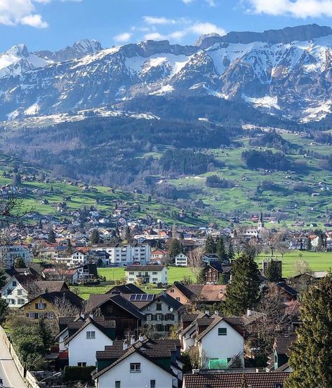 TOWN IN CANTON ST GALLEN / SWITZERLAND VACATIONS 💯% 🇨🇭 on Instagram: “St. Gallen seen by Rita 🤸🏻‍♀️ (🎥: @ritatchamitchian) 🍃 #Switzerland_Vacations 🇨🇭” Paradise Places, St Gallen Switzerland, Switzerland Vacation, St. Gallen, Europe 2024, I Want To Travel, Western Europe, Summer 24, Travel List