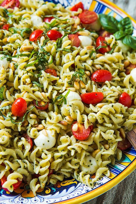 Caprese Pasta Salad & Tips for Perfect Pesto Pasta Salad Caprese, Gf Pasta, Shaped Pasta, Italian Buffet, Mozzarella Pasta, Pesto Salad, Caprese Pasta Salad, Pasta Pesto, Caprese Pasta