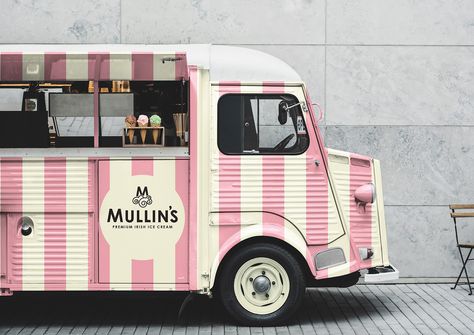 Ice Cream Truck Design, Vintage Ice Cream Shop, Ice Cream Cups Design, Ice Cream World, Ice Cream Car, Cream Photography, Old Fashioned Ice Cream, Ice Cream Business, Ice Cream Packaging