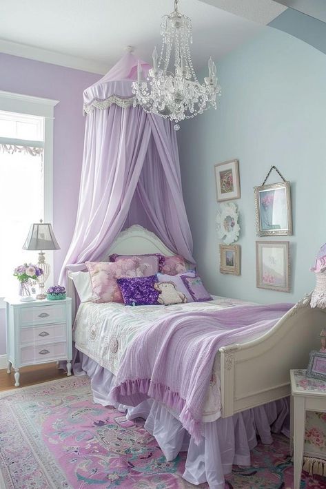 Glamorous Charm Stylish and Chic Bedrooms Bedroom Ideas Lavender, Street Style Bedroom, Purple Girls Bedroom, Girls Bedroom Decor Ideas, Bedroom Purple, Pink Girl Room, Purple Bedrooms, Girls Bedroom Decor, Toddler Girl Room