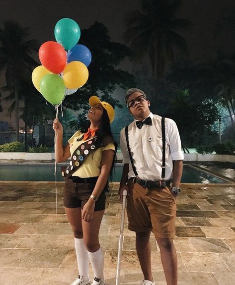 Up Halloween Costume Couple, Russel Halloween Costume, Friends Customes Ideas, Couple Fantasy Party, Up Couples Costume, Up Movie Halloween Costume, Couples Costume 2023, Russel From Up Costume, Up Couple Costume