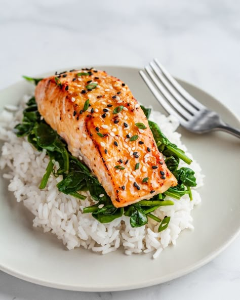 Post Image Slow Cooked Salmon Oven, Mirin Salmon, Miso Salmon Recipes, Miso Marinade, Miso Salmon Recipe, Miso Recipe, Miso Salmon, Easy Salmon Recipes, Easy Salmon