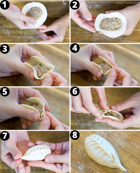 Fold Dumplings, Souped Up Recipes, Chinese Christmas, Dumpling Skin, Chinese Dumplings, Dumpling Wrappers, Pot Stickers, Dumplings For Soup, How To Wrap