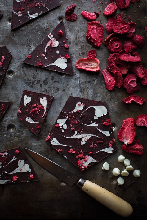 This Sweetheart Chocolate Bark could not be simpler to make. The heart swirls are so much fun! You'll love my easy oven method of melting chocolate! Perfect for gift-giving! From @tasteLUVnourish Valentines Recipes Desserts, Keto Pumpkin Pie, Strawberry Mousse, Low Carb Cheesecake, Wellness Coaching, Valentine Desserts, Bark Recipe, Easy Oven, Chocolate Bark