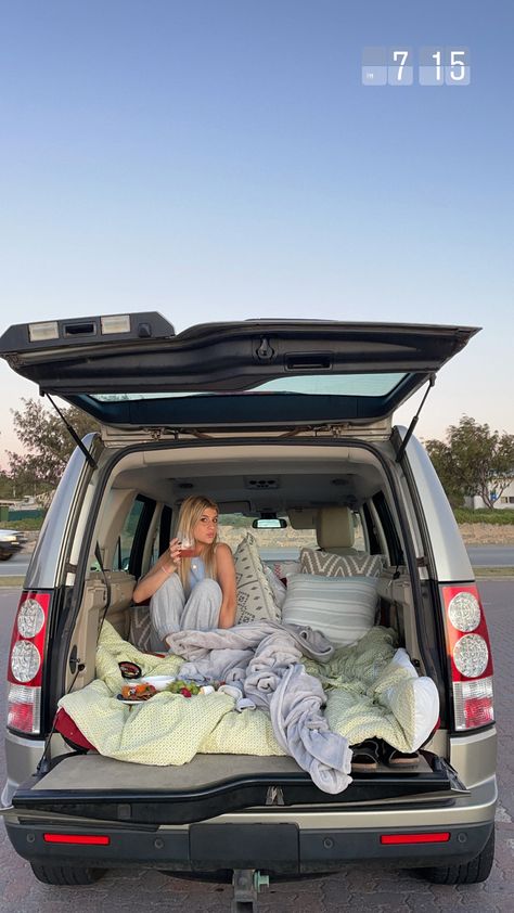 Camping Tricks, Auto Camping, Equipment Trailers, Car Deco, Cars Room, Cute Date Ideas, Van Living, Car Bed, Honda Element