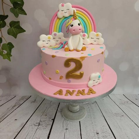 Unicorn Birthday Party Decorations, Princess Birthday Cake, 3rd Birthday Cakes, Sweet Bakery, Sugar Paste, Unicorn Cake, Unicorn Birthday Parties, Rainbow Cake, 3rd Birthday Parties