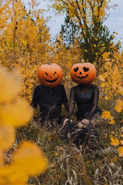 Pumpkin Head Photoshoot — Sequoia Studios Pumpkin Head Couples Photoshoot, Pumpkin Head Photoshoot Family, Pumpkin Head Photoshoot Couple, Pumpkinhead Photoshoot, Pumpkin Photoshoot, Pumpkin Head Photoshoot, Halloween Portraits, Head Photoshoot, Disco Halloween