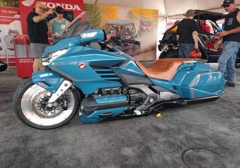 Honda Motorcycles Goldwing, Honda Goldwing Custom, Honda Trike, Goldwing Trike, Goldwing Motorcycles, Honda Valkyrie, Harley Davidson Artwork, Custom Trikes, Custom Sport Bikes