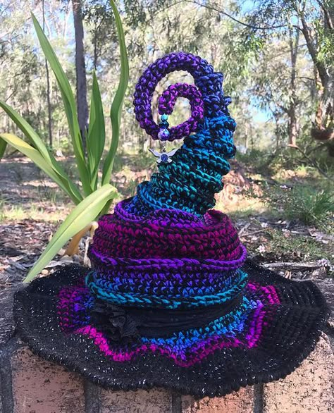 Twisted Witch Hat Crochet Pattern, Crochet Witches Hat Pattern Free, Crochet Witch Hat Pattern Free, Crochet Witches Hat, Crochet Witch Hat Pattern, Witch Hat Crochet Pattern, Crochet Halloween Hat, Witch Hat Pattern, Crochet Witch Hat