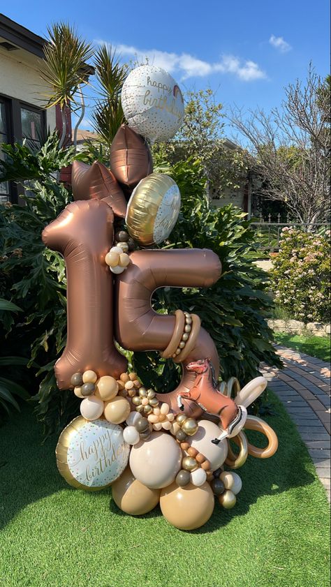 #balloon #bouquet #balloonbouquet #party #birthday #arreglo Horse Balloons, Simple Birthday Decorations, 11th Birthday, Balloon Bouquet, Party Birthday, Balloon Decorations, Birthday Decorations, Birthday Parties, Globe