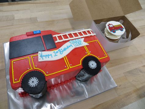 Firetruck cake and mini smash cake Mini Smash Cake, Firetruck Cake, Smash Cake, Kids Cake, Cake Smash, Fire Trucks, Cake Ideas, First Birthdays, Special Occasion