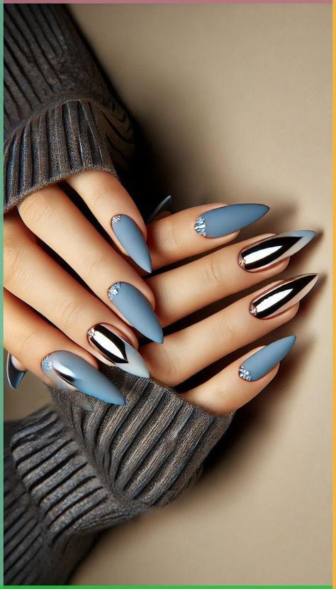 Blue Gold Chrome Nails, Blue Chrome Winter Nails, Holiday Nails Chrome, Navy Blue Chrome Nails, Icy Blue Nails Winter, Blue Metallic Nails, Chrome Nails Ideas, Light Blue Chrome Nails, Chrome Nail Design