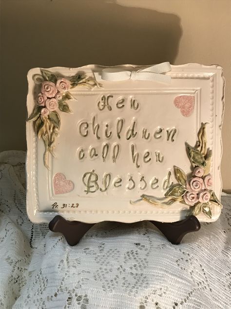 ‘Her children call her blessed’ ceramic plaque with roses Clay Gifts, Ceramic Plaque, Handbuilt Pottery, Diy Canvas Wall Art, Christian Girl, Pottery Crafts, Ceramic Gifts, Diy Clay Crafts, Pottery Ideas