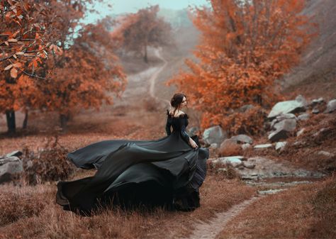 Bird Flight, Witch Photos, Quotes About Photography, Fantasy Photography, Halloween Photoshoot, Fantasy Wedding, Photoshop Overlays, Fall Photoshoot, Foto Art