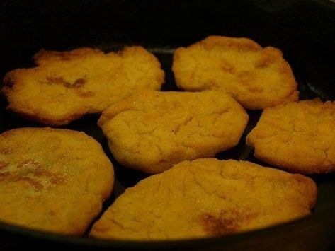 Florida Cracker Recipes: Lessons in Culinary History Florida Cracker, Fried Corn, Cracker Recipes, Corn Bread Recipe, Baked Goodies, Southern Cooking, Bread Dough, Southern Recipes, Vintage Recipes